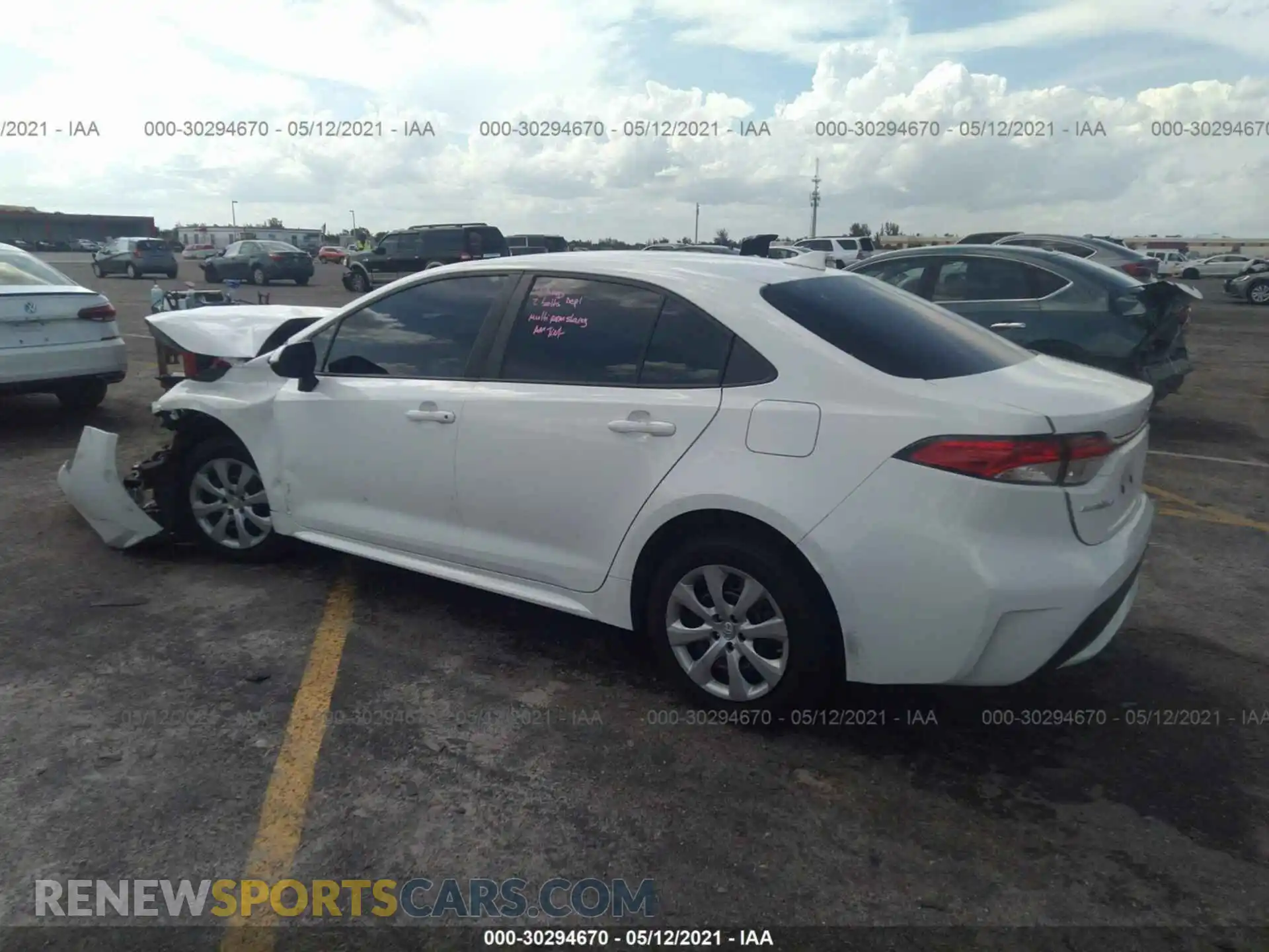 3 Photograph of a damaged car 5YFEPRAE3LP069890 TOYOTA COROLLA 2020