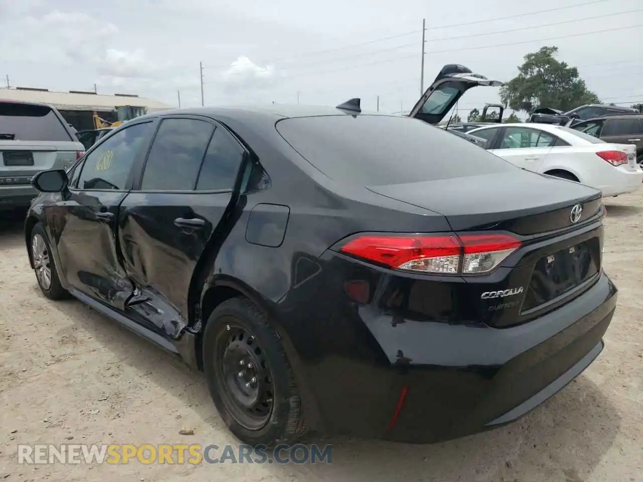 3 Photograph of a damaged car 5YFEPRAE3LP071851 TOYOTA COROLLA 2020