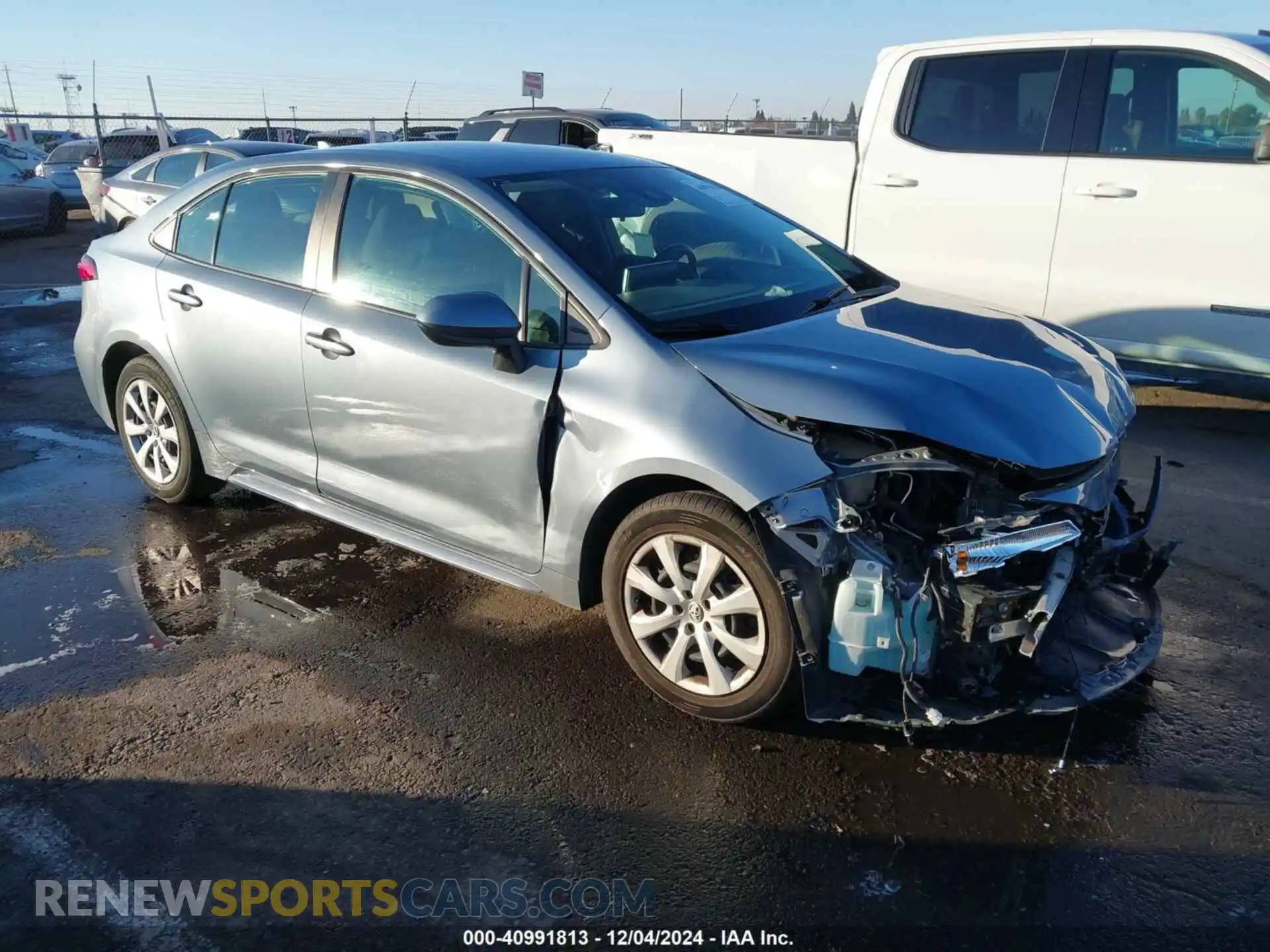 1 Photograph of a damaged car 5YFEPRAE3LP077780 TOYOTA COROLLA 2020