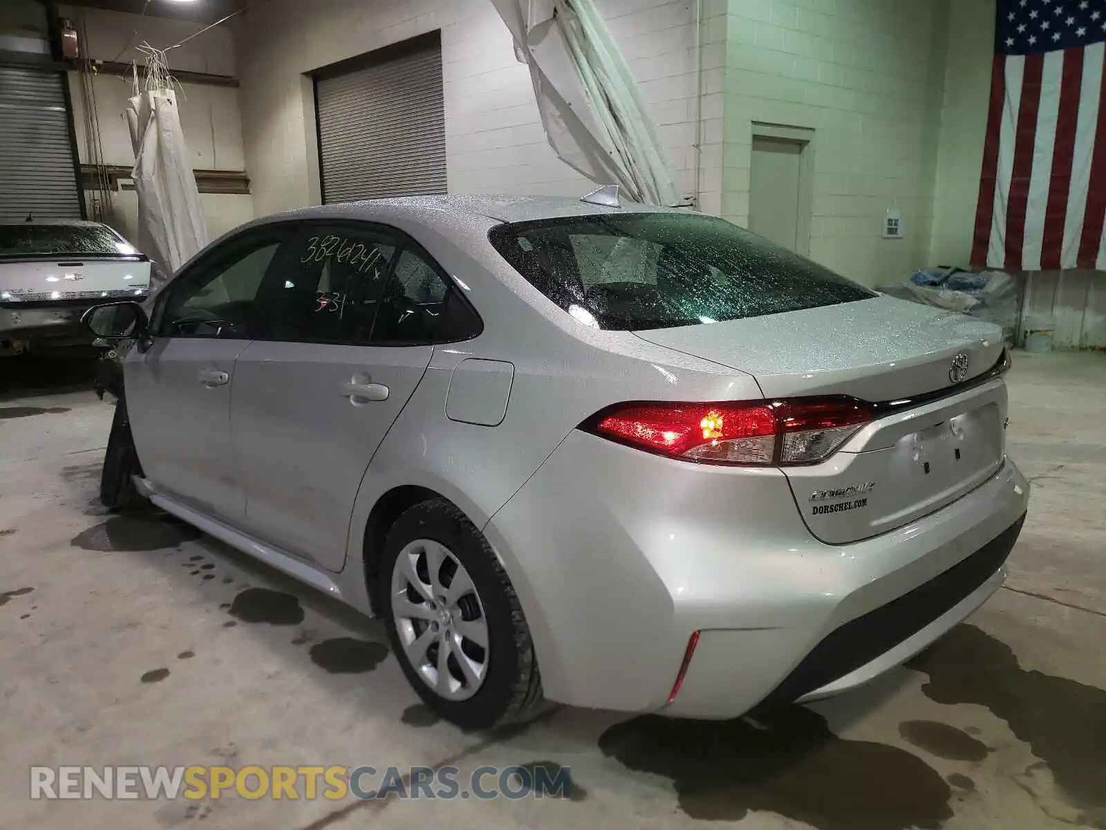 3 Photograph of a damaged car 5YFEPRAE3LP084664 TOYOTA COROLLA 2020
