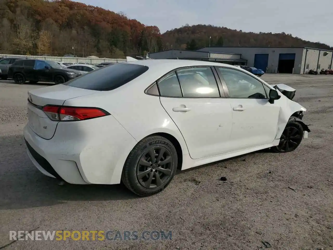 3 Photograph of a damaged car 5YFEPRAE3LP089573 TOYOTA COROLLA 2020