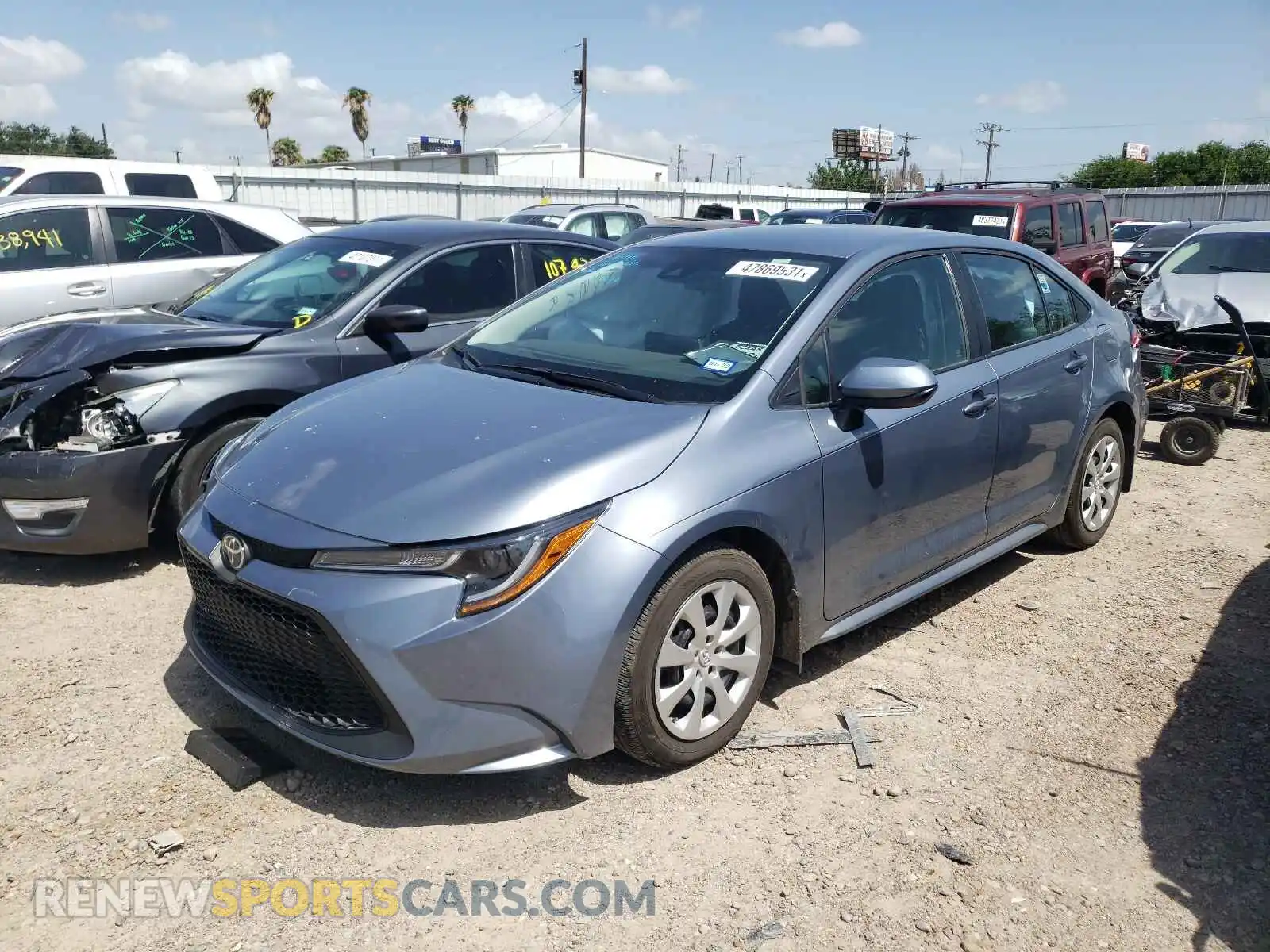 2 fotografías del automóvil dañado 5YFEPRAE3LP099701 TOYOTA COROLLA 2020