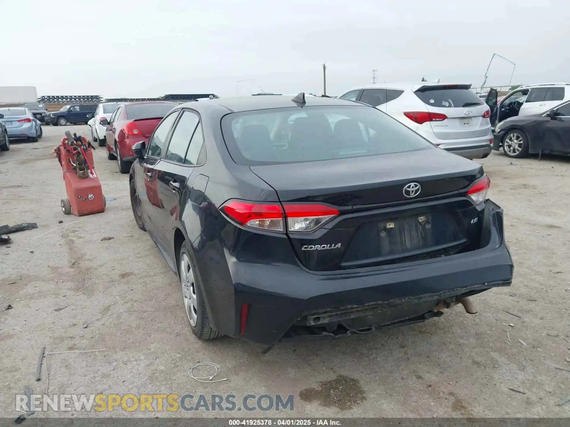 3 Photograph of a damaged car 5YFEPRAE3LP102757 TOYOTA COROLLA 2020