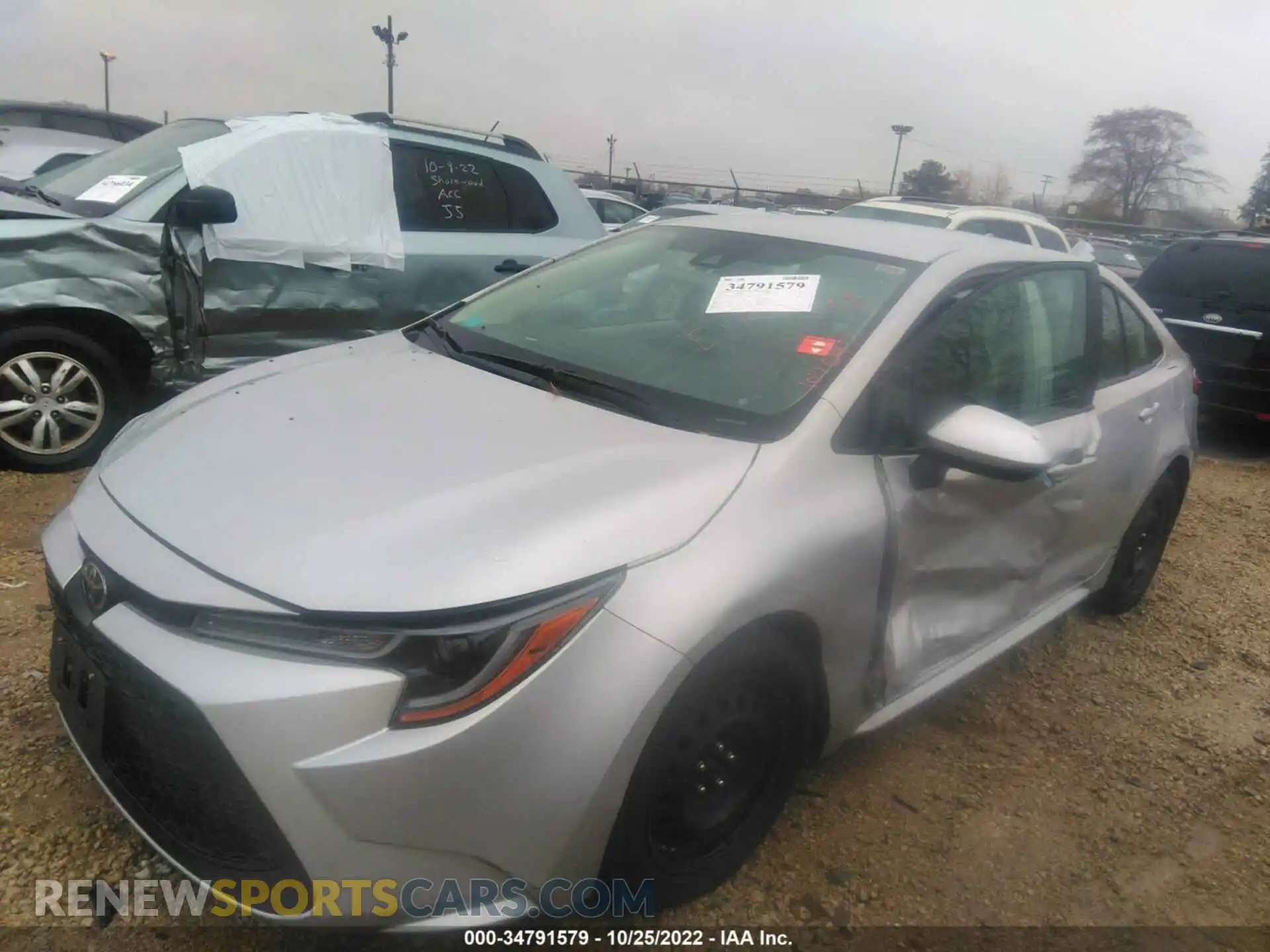 2 Photograph of a damaged car 5YFEPRAE3LP107697 TOYOTA COROLLA 2020