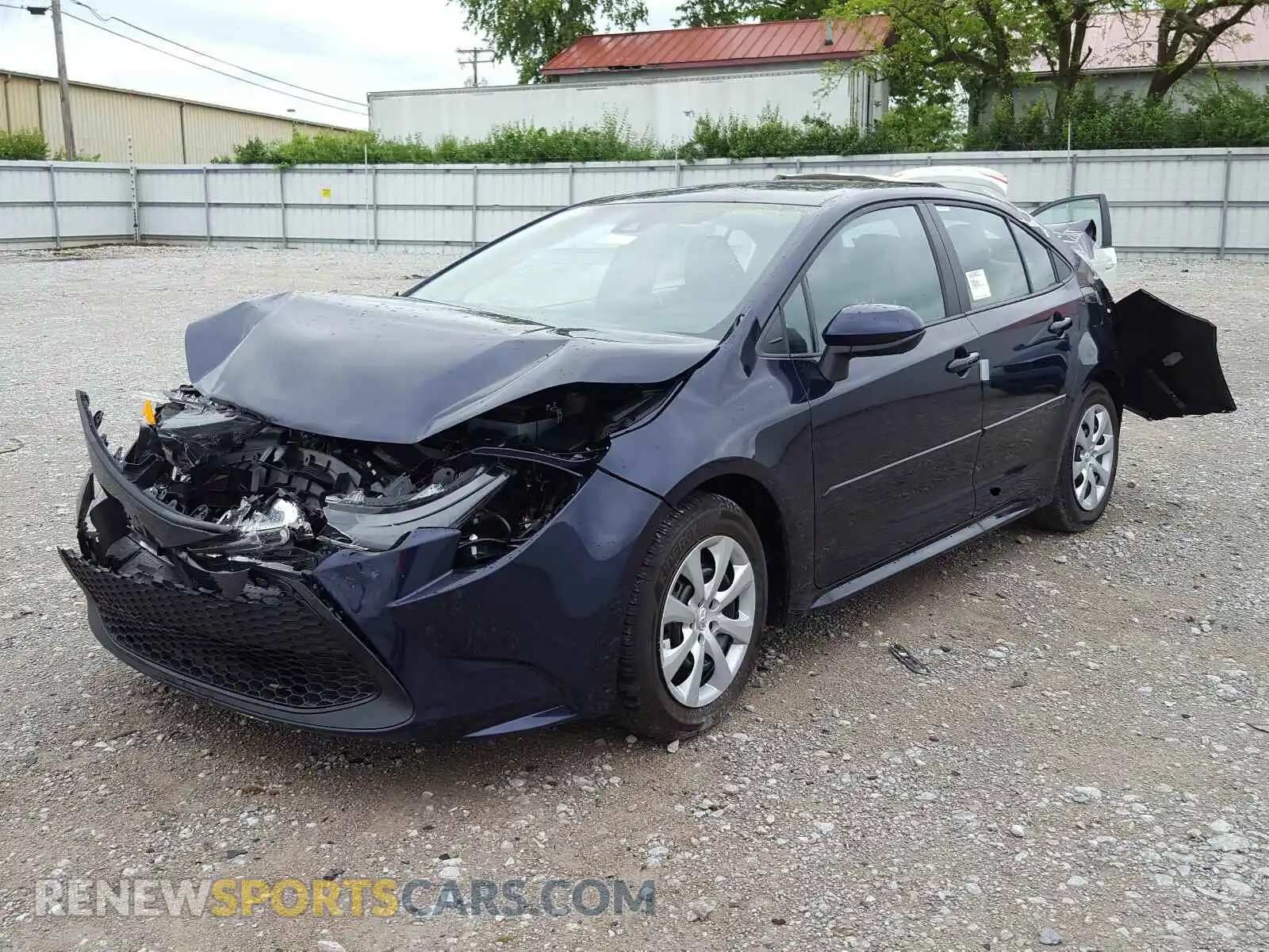 2 fotografías del automóvil dañado 5YFEPRAE3LP110275 TOYOTA COROLLA 2020