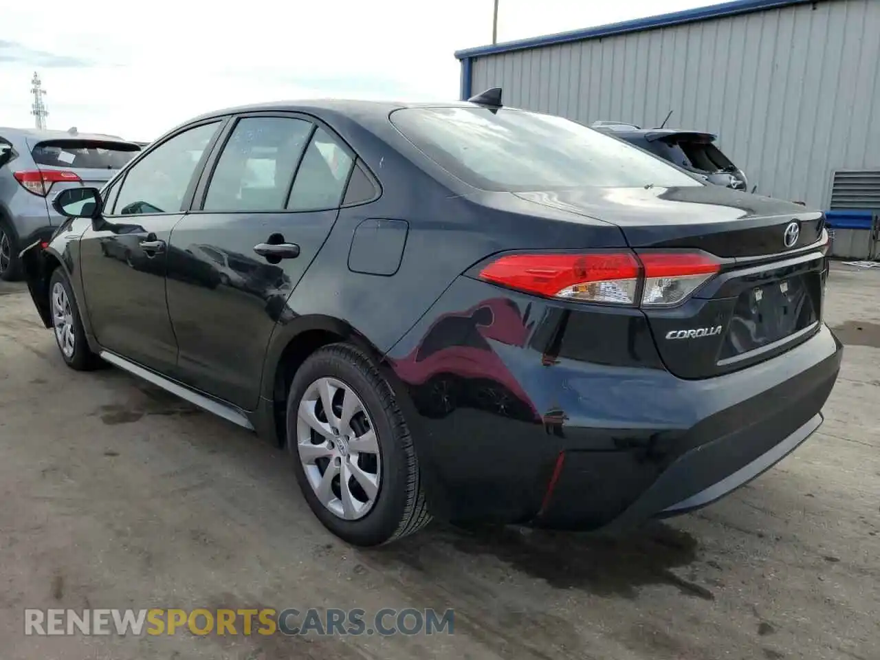 2 Photograph of a damaged car 5YFEPRAE3LP118621 TOYOTA COROLLA 2020