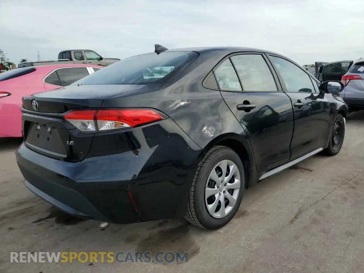 3 Photograph of a damaged car 5YFEPRAE3LP118621 TOYOTA COROLLA 2020