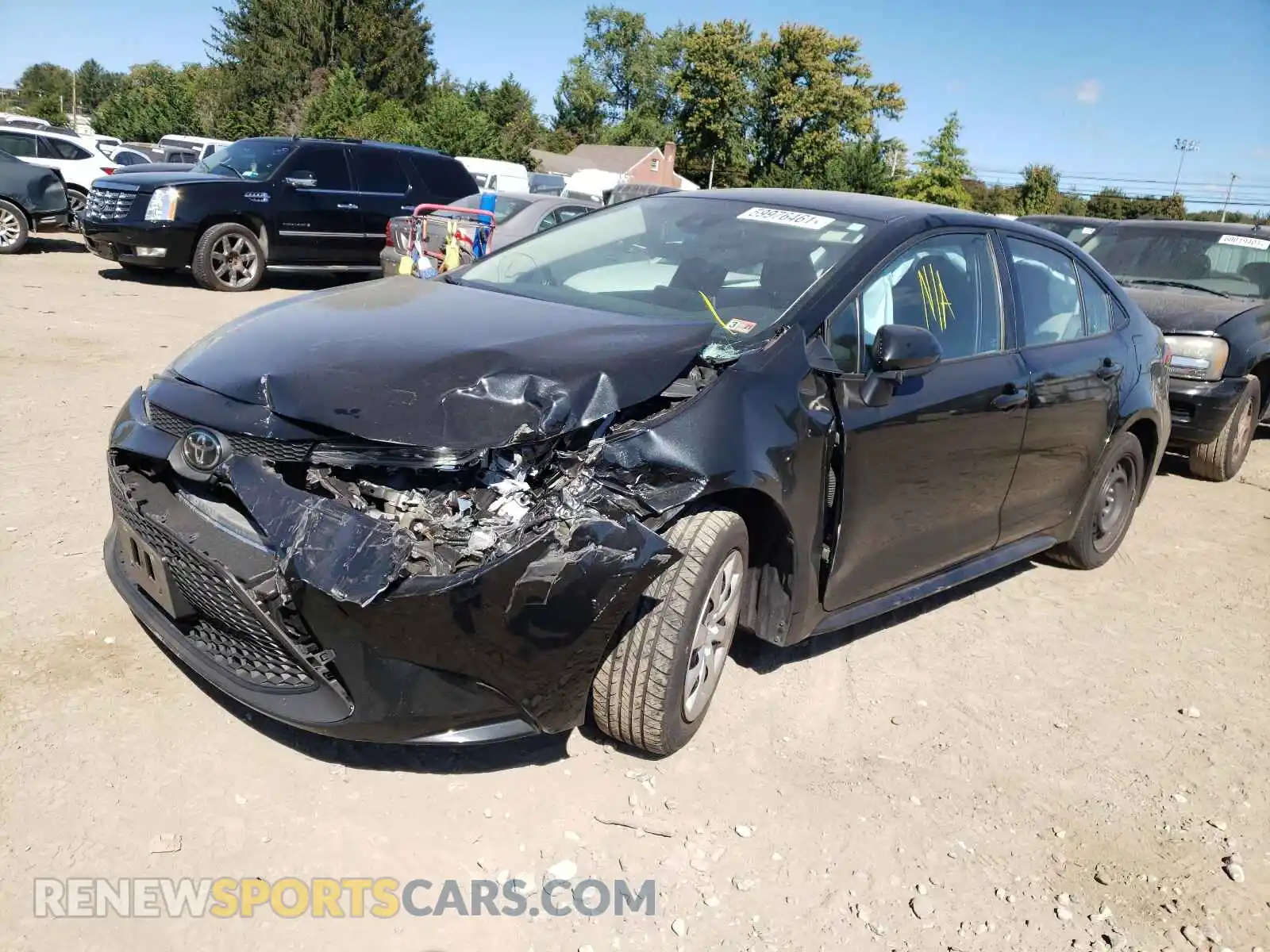 2 fotografías del automóvil dañado 5YFEPRAE3LP120661 TOYOTA COROLLA 2020