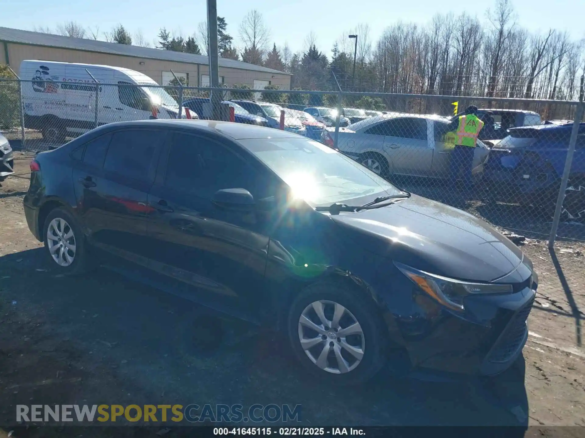 1 Photograph of a damaged car 5YFEPRAE3LP126010 TOYOTA COROLLA 2020