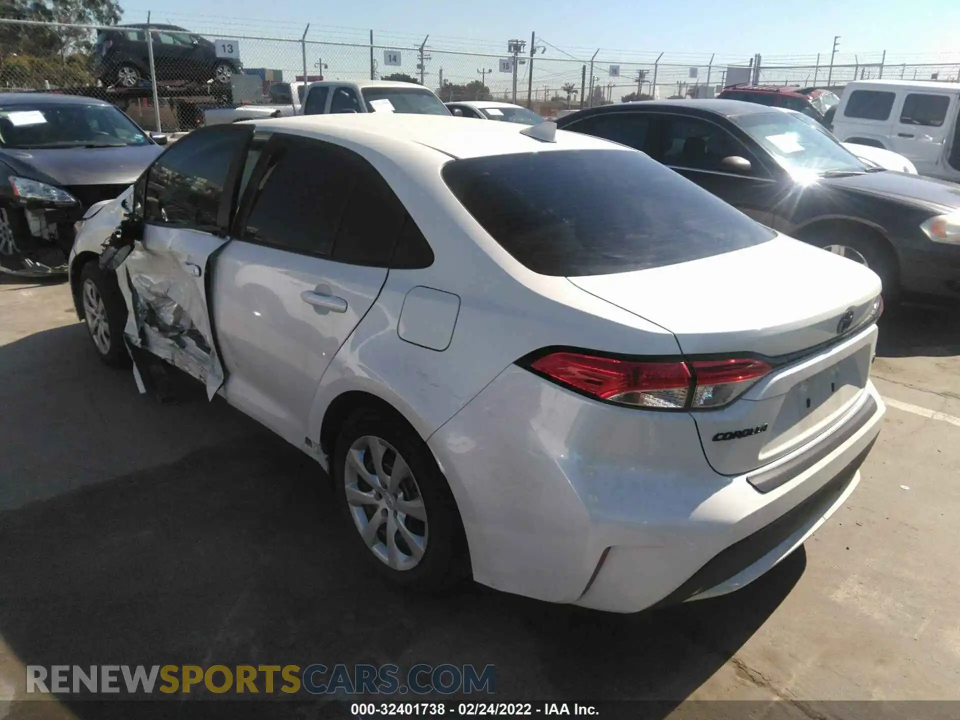 3 fotografías del automóvil dañado 5YFEPRAE3LP134365 TOYOTA COROLLA 2020