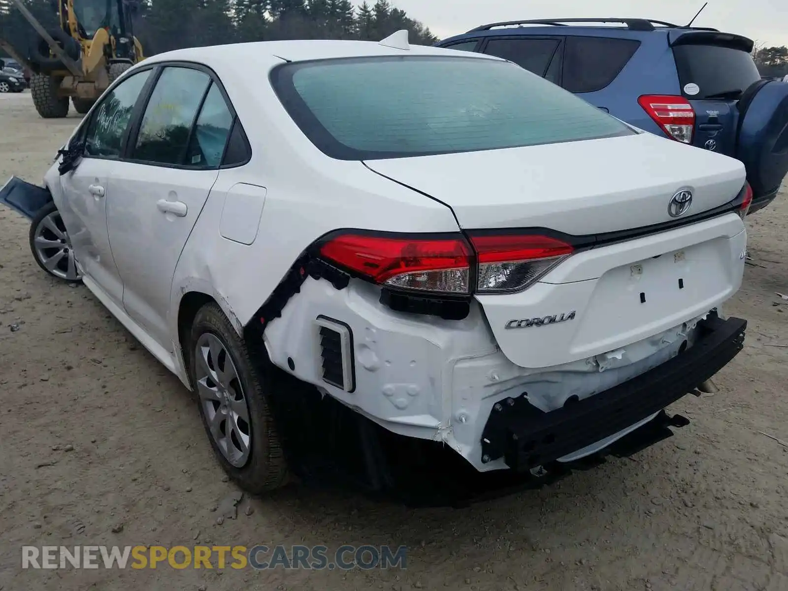 3 Photograph of a damaged car 5YFEPRAE4LP007463 TOYOTA COROLLA 2020