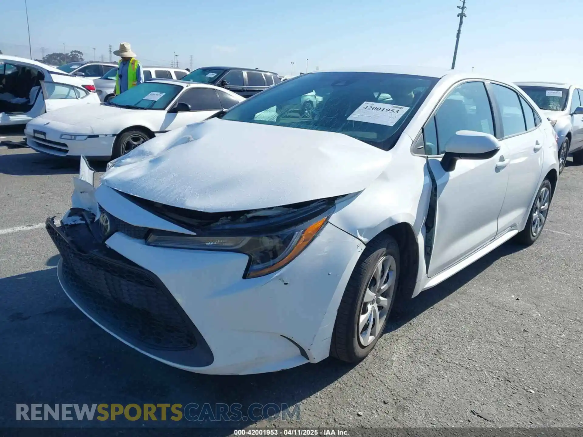 2 Photograph of a damaged car 5YFEPRAE4LP012856 TOYOTA COROLLA 2020