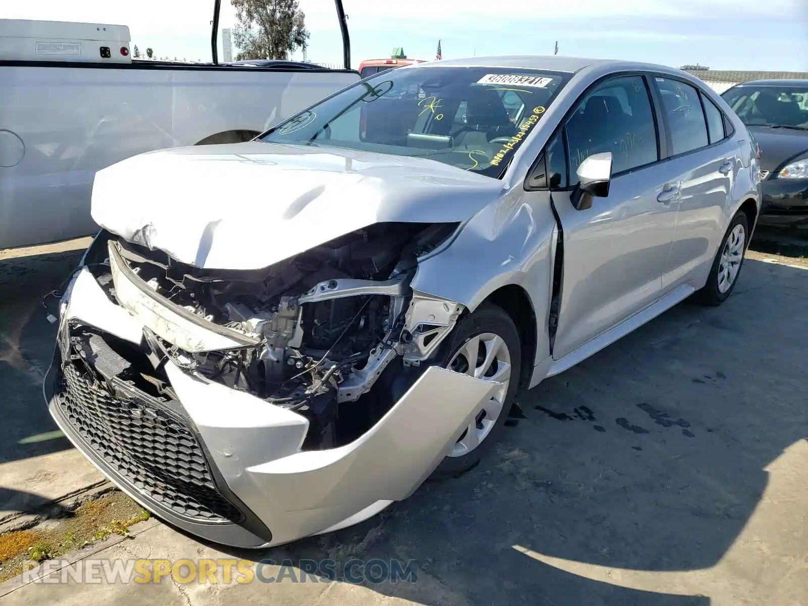 2 Photograph of a damaged car 5YFEPRAE4LP023016 TOYOTA COROLLA 2020
