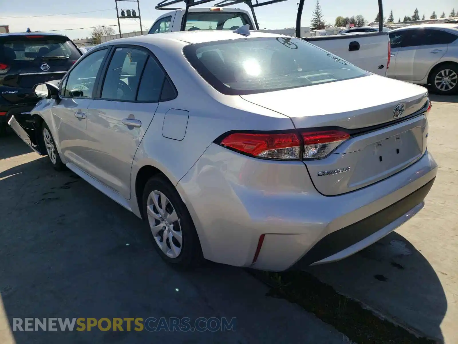 3 Photograph of a damaged car 5YFEPRAE4LP023016 TOYOTA COROLLA 2020