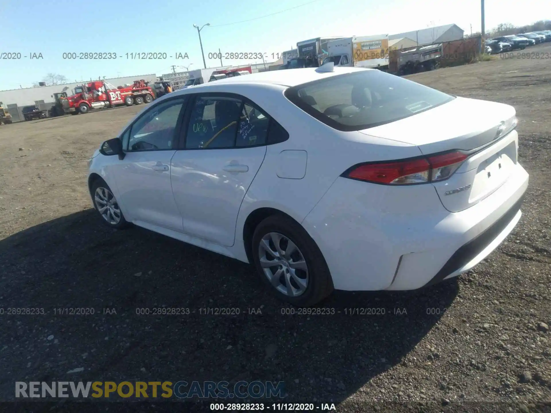 3 Photograph of a damaged car 5YFEPRAE4LP033125 TOYOTA COROLLA 2020
