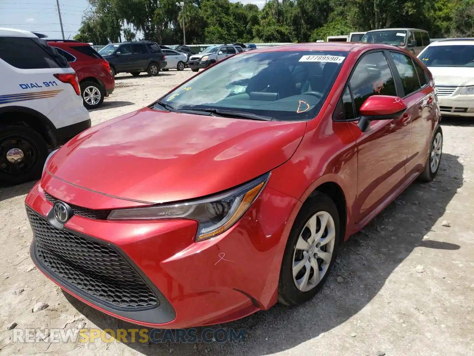 2 Photograph of a damaged car 5YFEPRAE4LP033299 TOYOTA COROLLA 2020