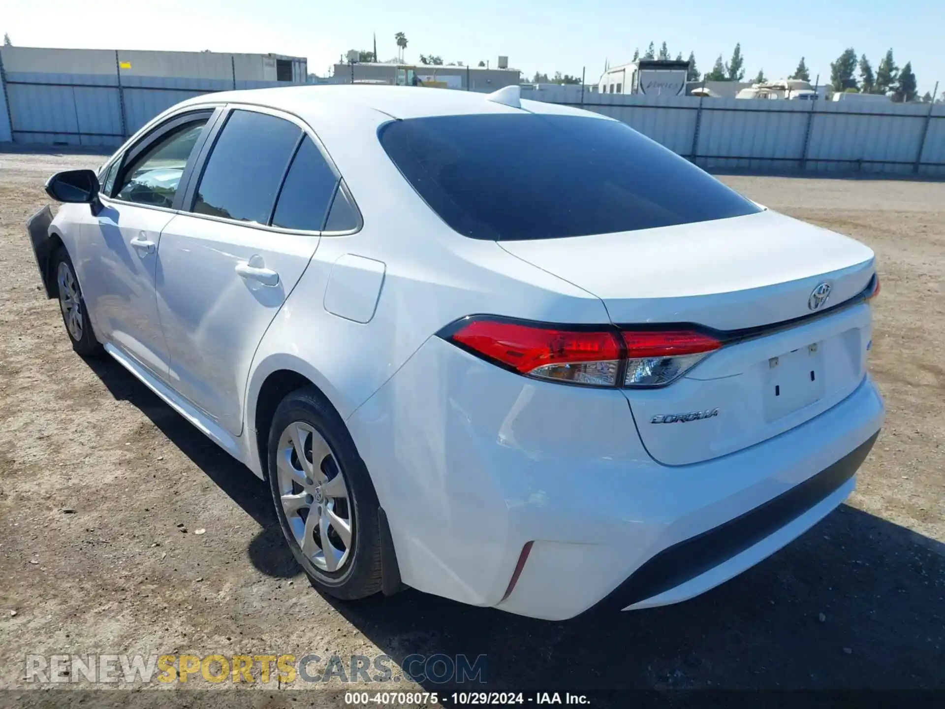 3 fotografías del automóvil dañado 5YFEPRAE4LP039412 TOYOTA COROLLA 2020