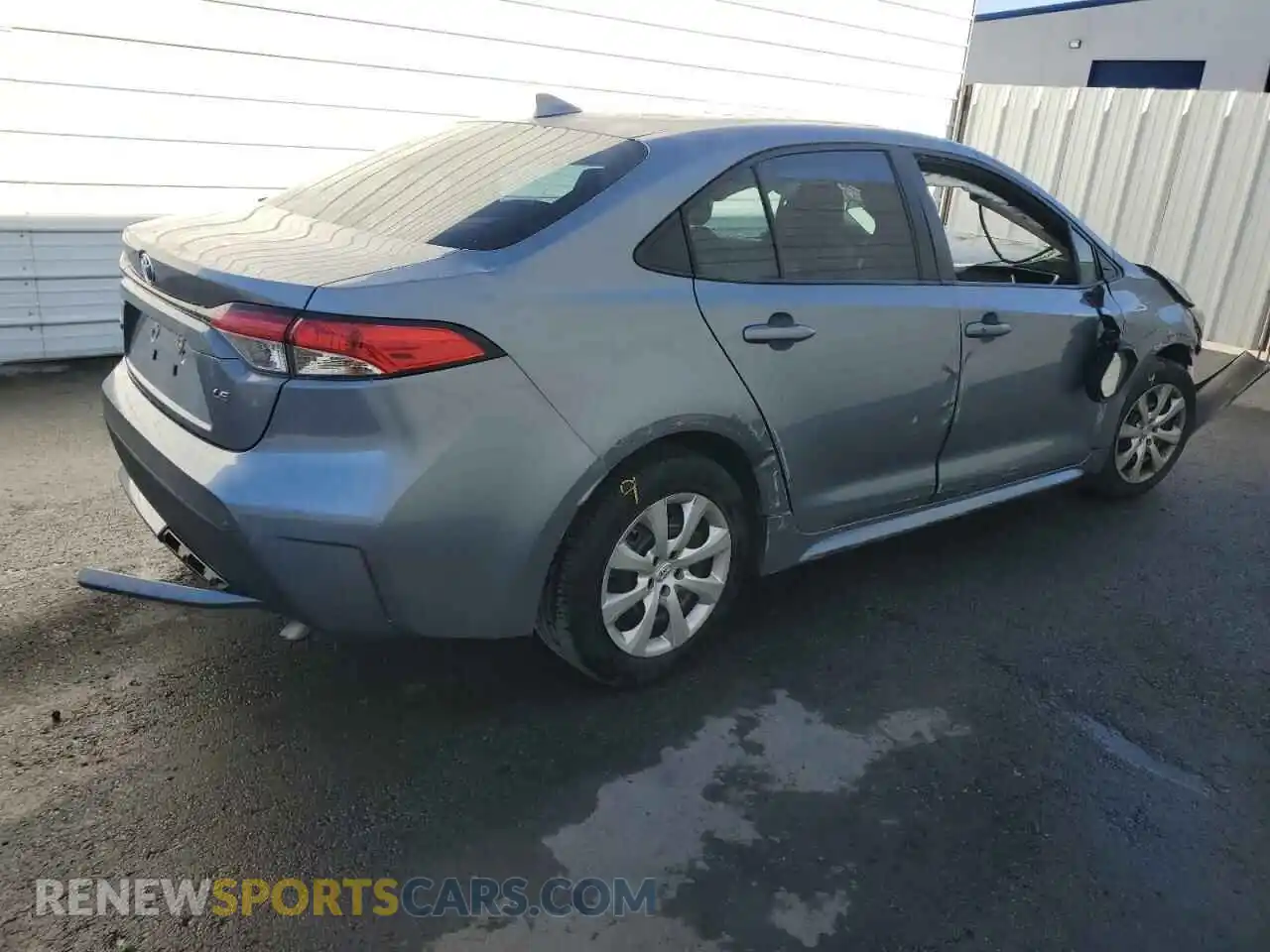 3 fotografías del automóvil dañado 5YFEPRAE4LP043069 TOYOTA COROLLA 2020