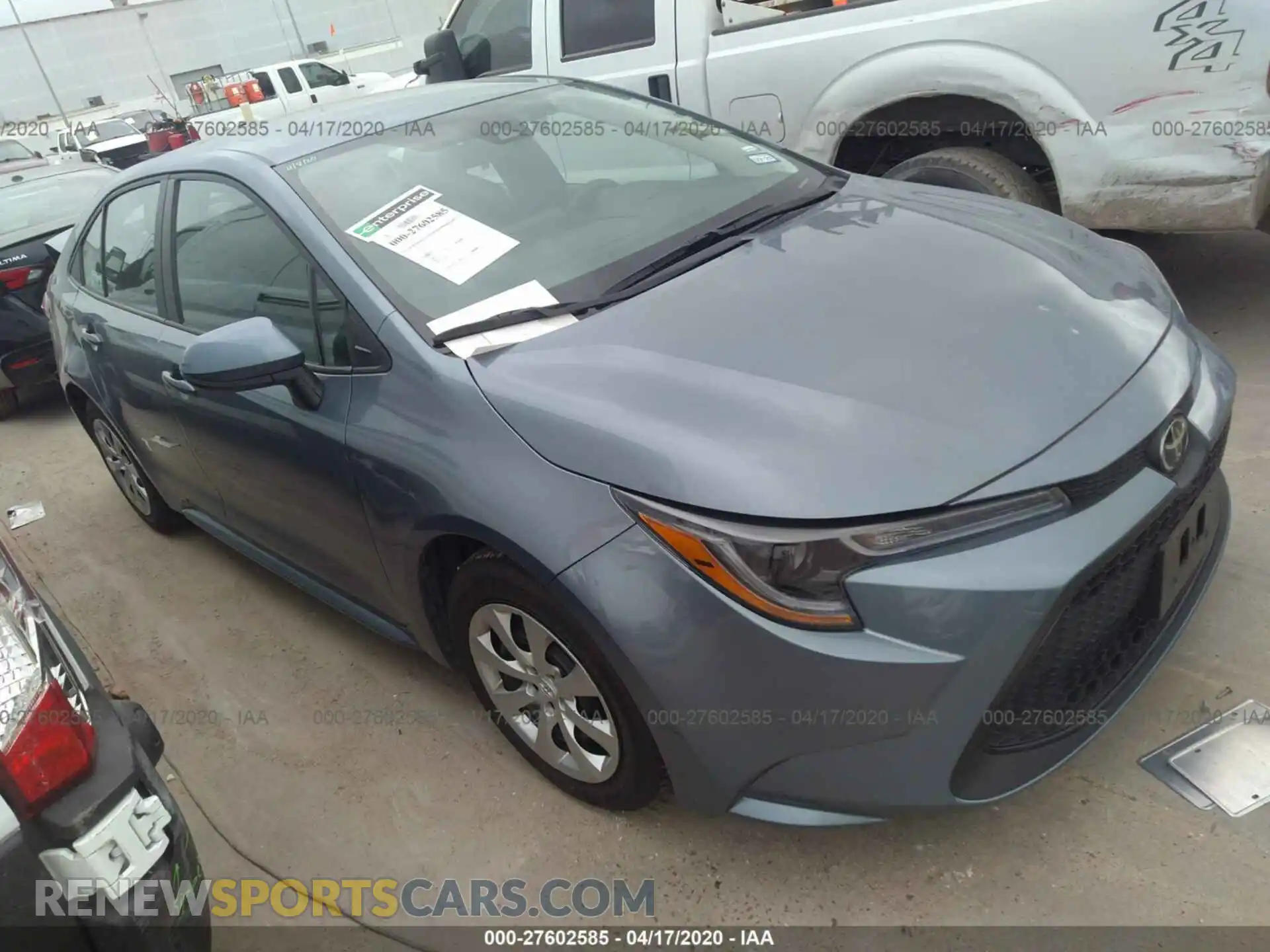 1 Photograph of a damaged car 5YFEPRAE4LP043072 TOYOTA COROLLA 2020