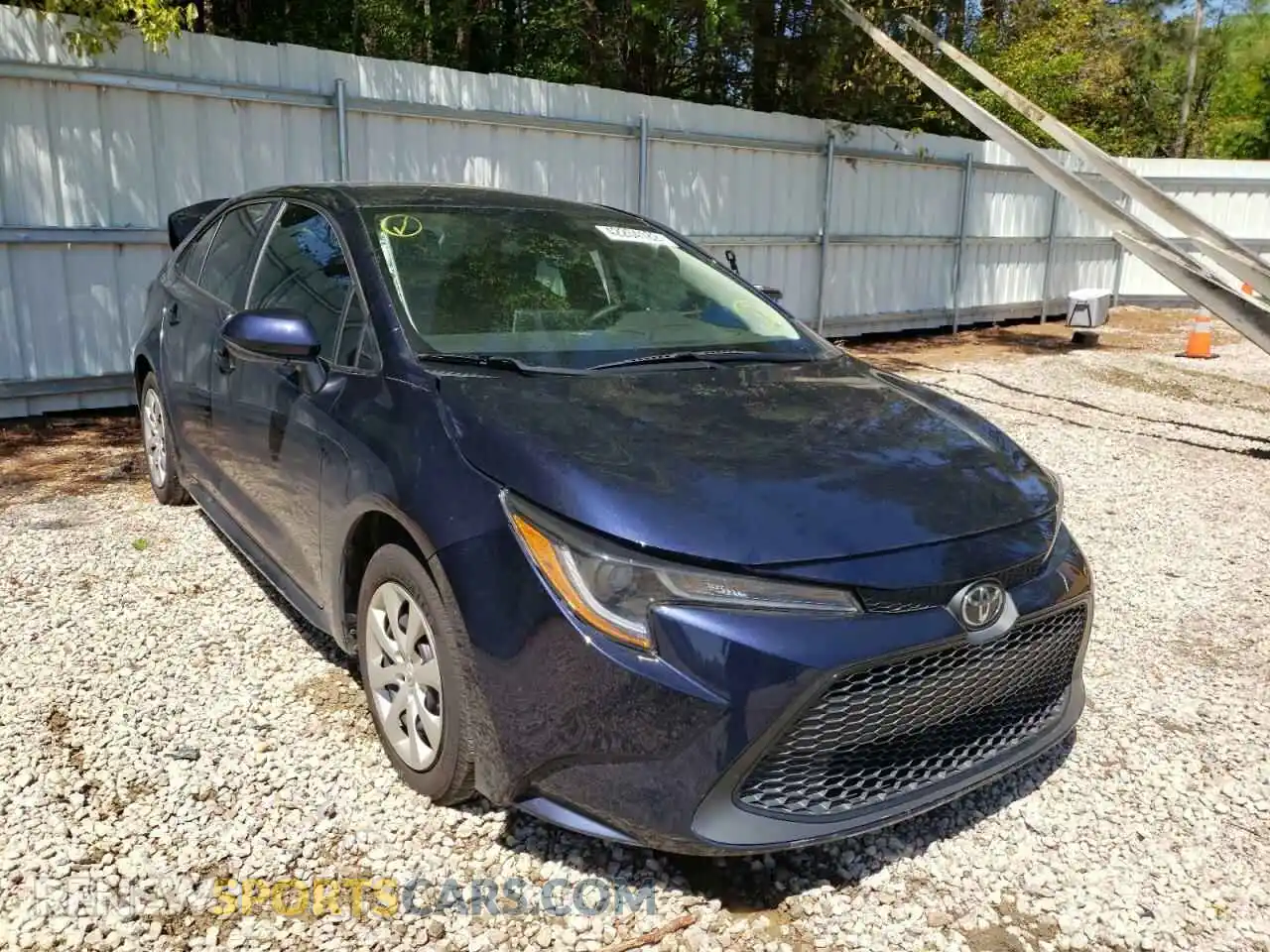 1 Photograph of a damaged car 5YFEPRAE4LP048398 TOYOTA COROLLA 2020
