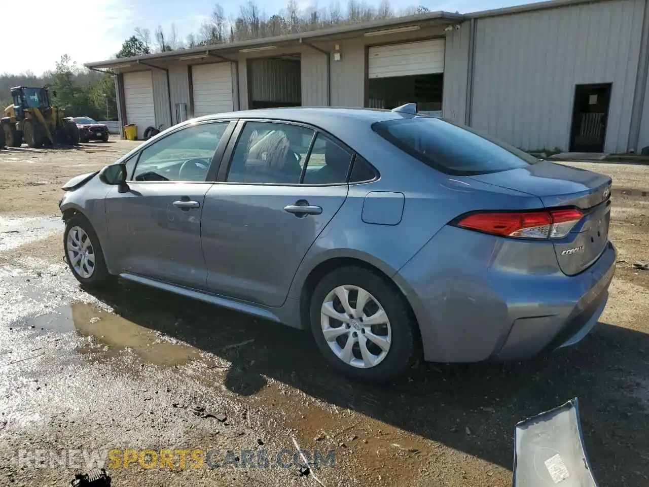 2 fotografías del automóvil dañado 5YFEPRAE4LP051043 TOYOTA COROLLA 2020