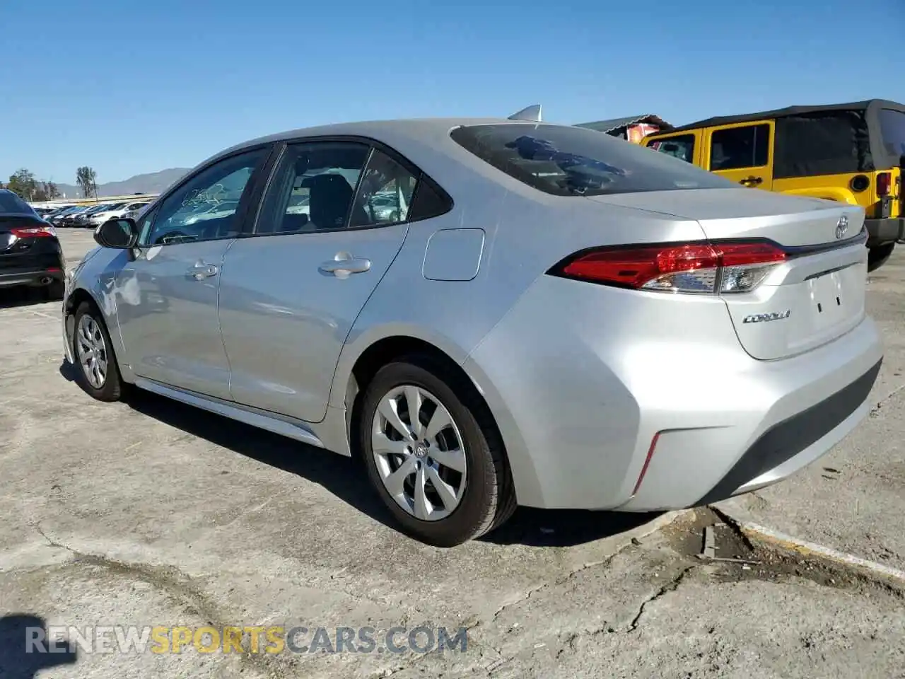 2 Photograph of a damaged car 5YFEPRAE4LP062298 TOYOTA COROLLA 2020