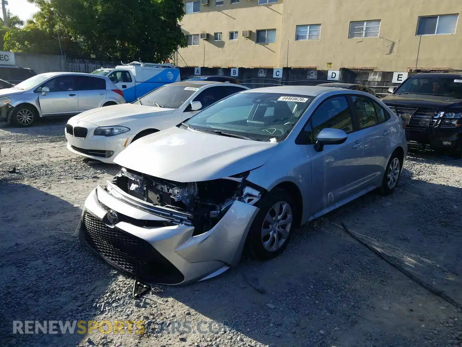 2 Photograph of a damaged car 5YFEPRAE4LP074886 TOYOTA COROLLA 2020