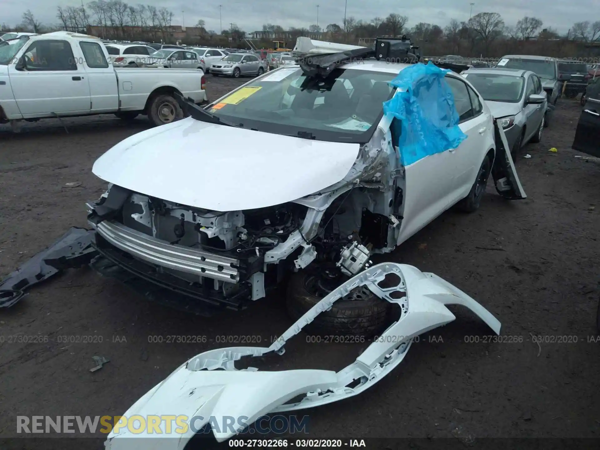 2 Photograph of a damaged car 5YFEPRAE4LP074970 TOYOTA COROLLA 2020
