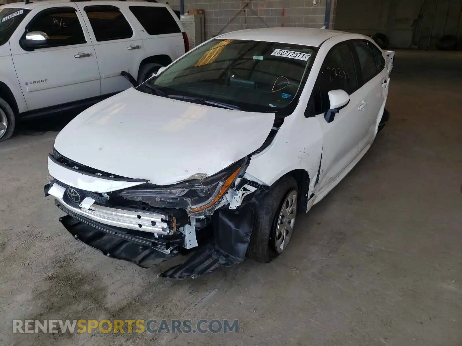 2 Photograph of a damaged car 5YFEPRAE4LP080008 TOYOTA COROLLA 2020