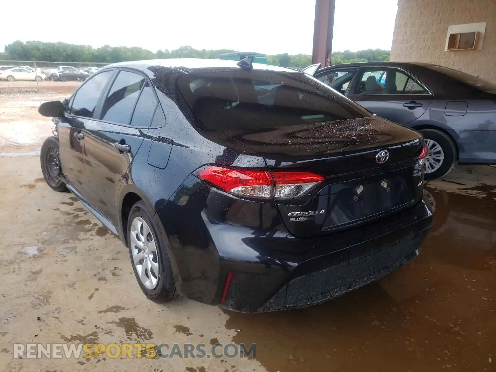 3 Photograph of a damaged car 5YFEPRAE4LP085161 TOYOTA COROLLA 2020