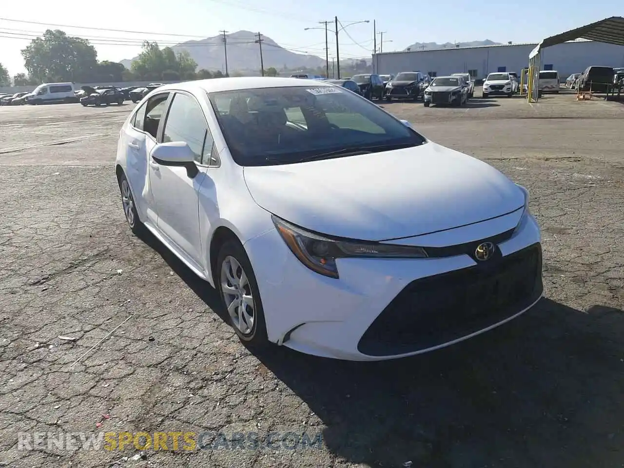 1 Photograph of a damaged car 5YFEPRAE4LP089503 TOYOTA COROLLA 2020