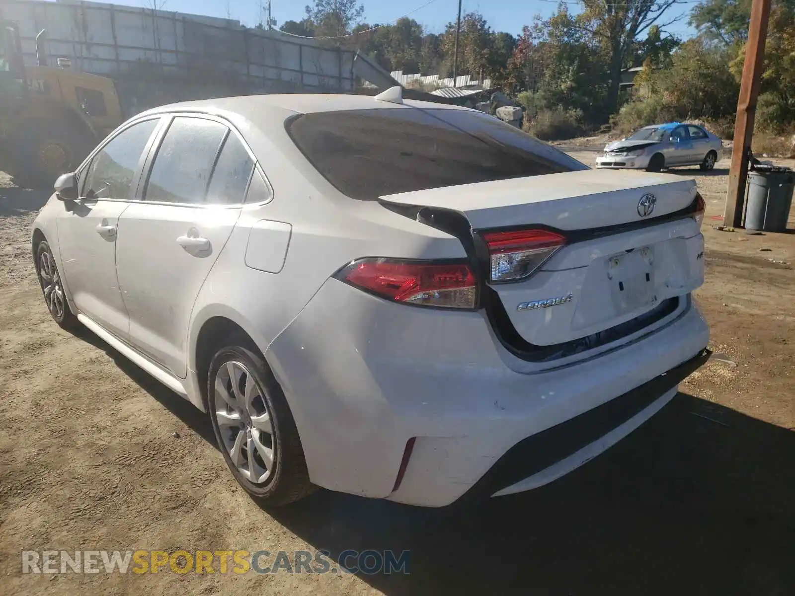 3 Photograph of a damaged car 5YFEPRAE4LP091381 TOYOTA COROLLA 2020
