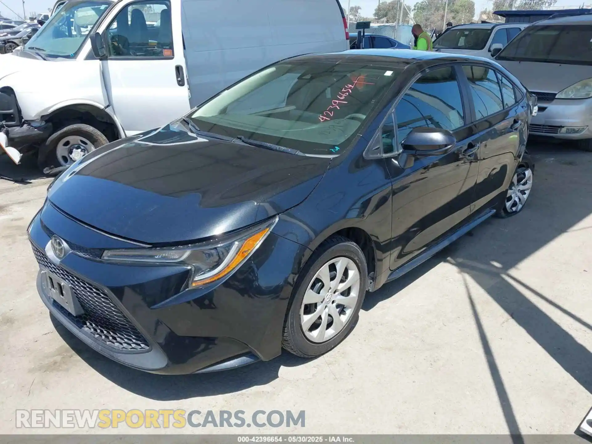 2 Photograph of a damaged car 5YFEPRAE4LP095365 TOYOTA COROLLA 2020