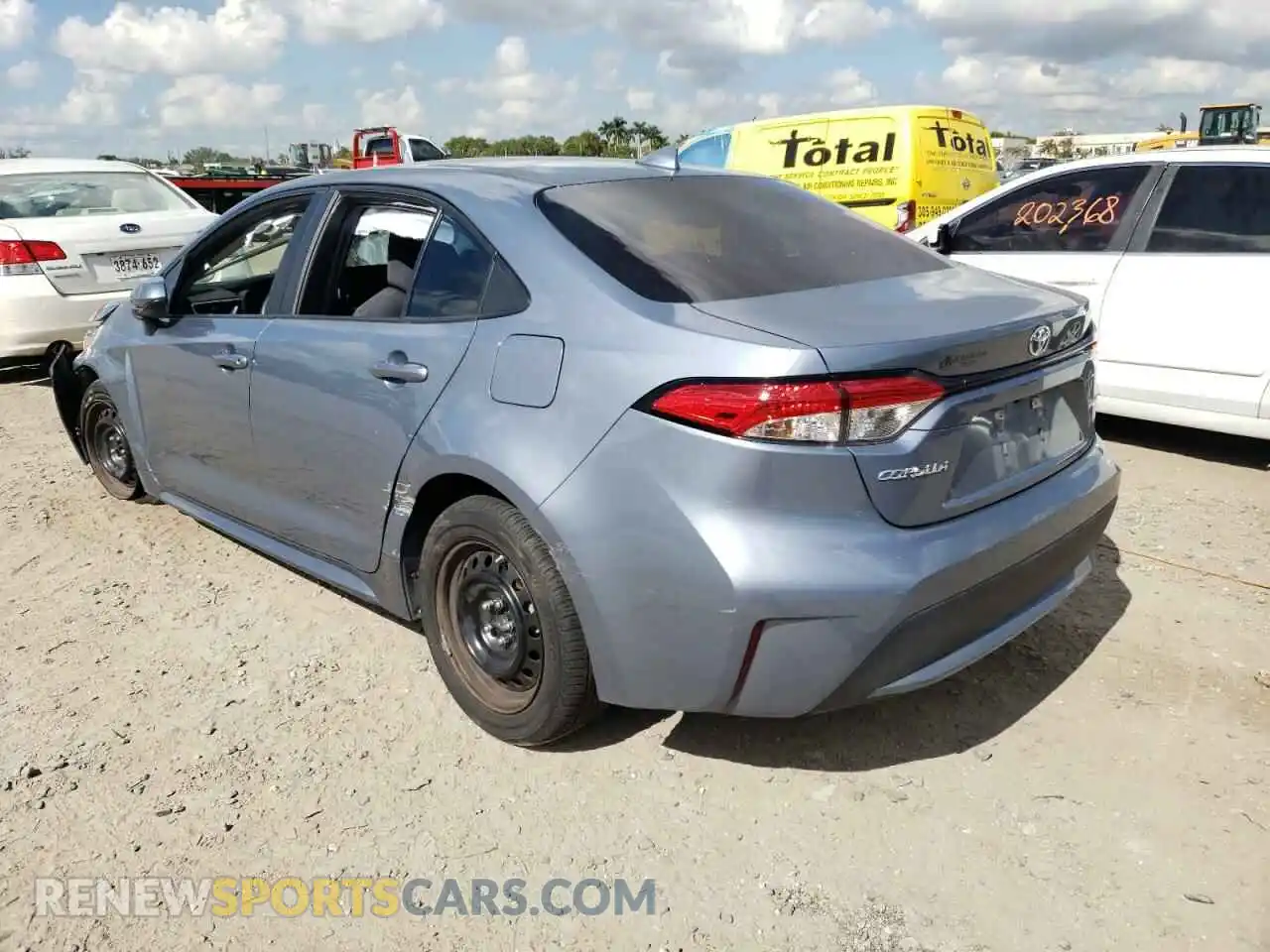 2 Photograph of a damaged car 5YFEPRAE4LP099626 TOYOTA COROLLA 2020