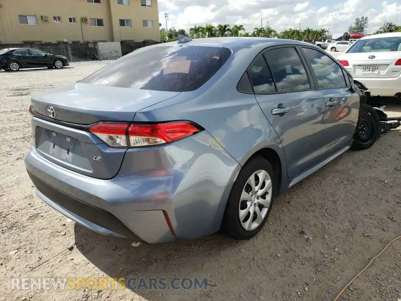3 Photograph of a damaged car 5YFEPRAE4LP099626 TOYOTA COROLLA 2020