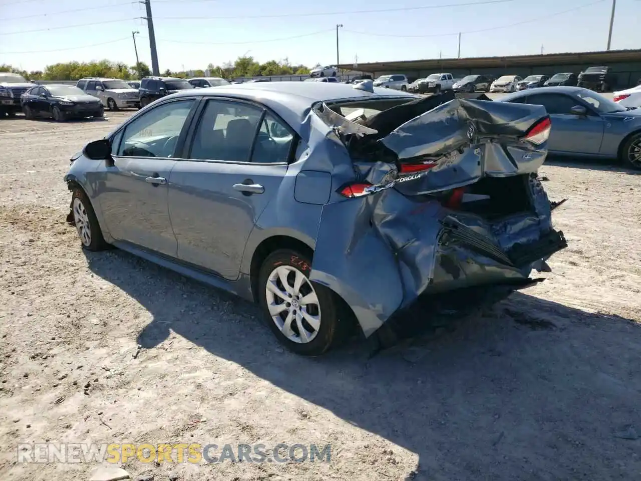 3 Photograph of a damaged car 5YFEPRAE4LP100192 TOYOTA COROLLA 2020