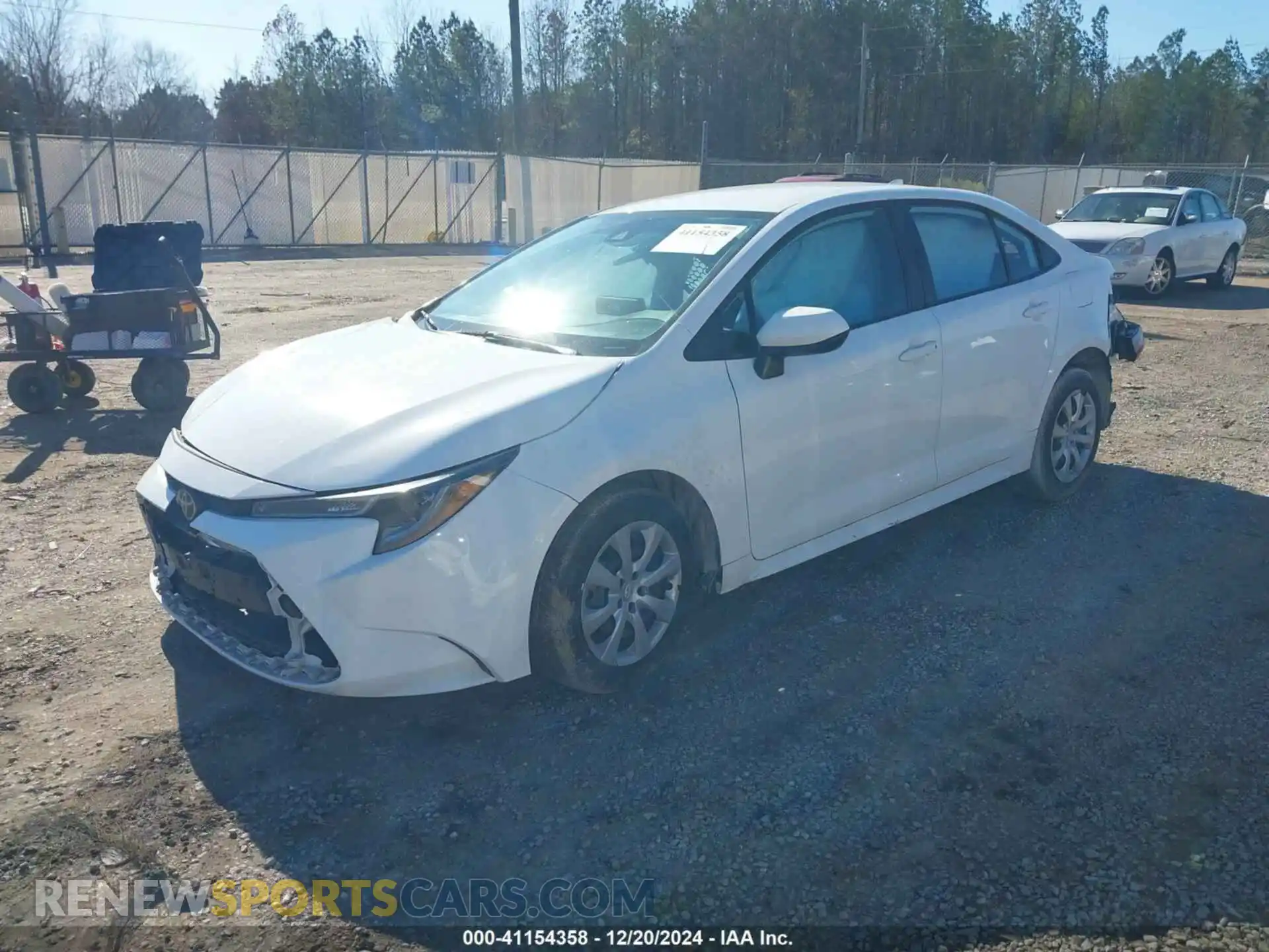 2 Photograph of a damaged car 5YFEPRAE4LP101875 TOYOTA COROLLA 2020