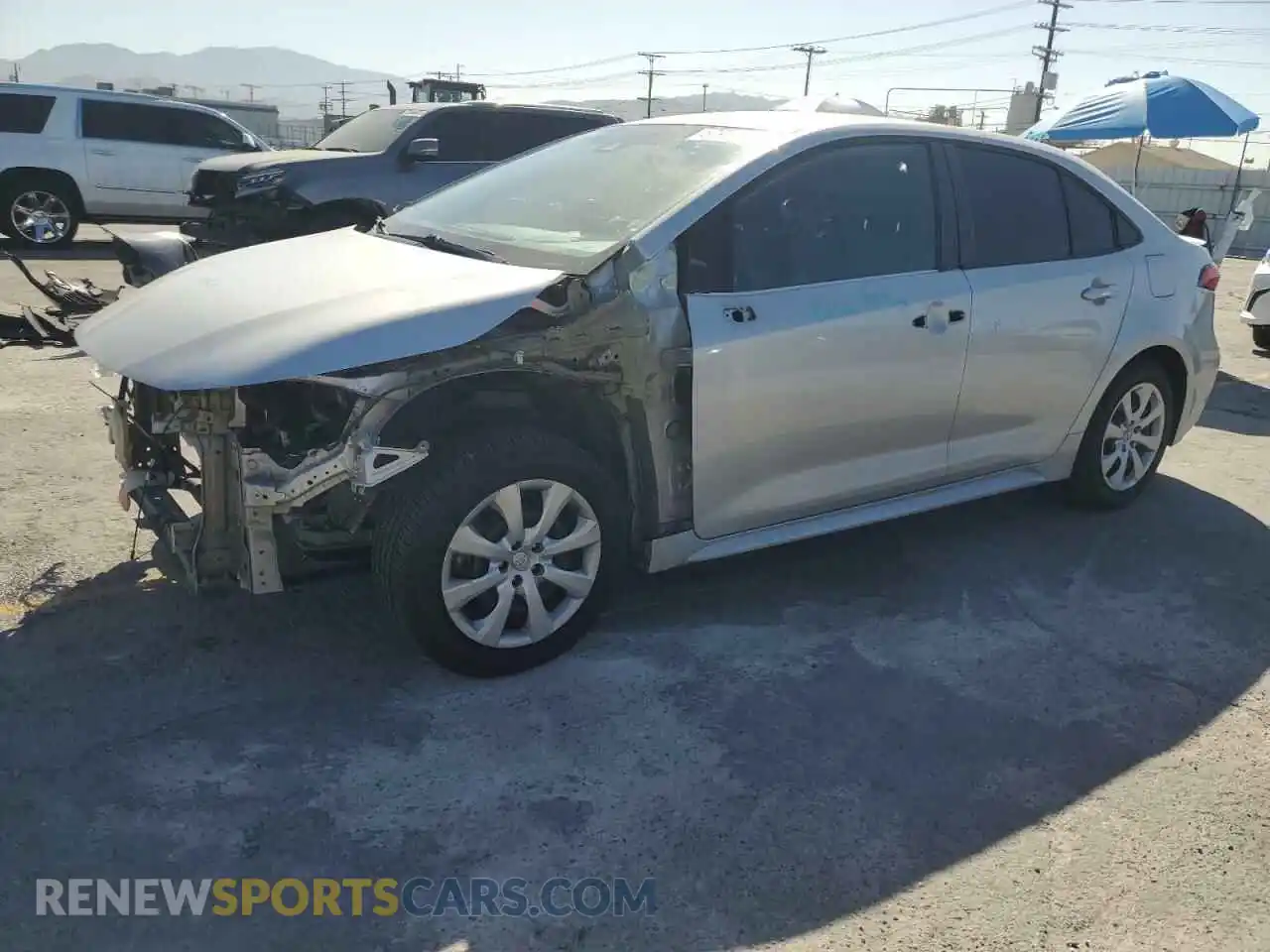1 Photograph of a damaged car 5YFEPRAE4LP105506 TOYOTA COROLLA 2020