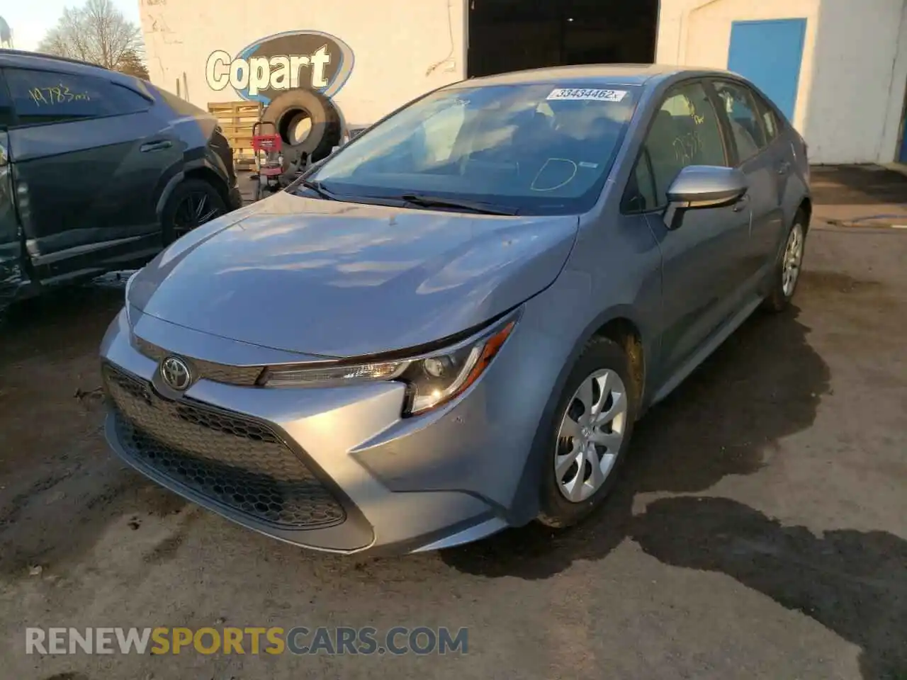 2 Photograph of a damaged car 5YFEPRAE4LP109992 TOYOTA COROLLA 2020