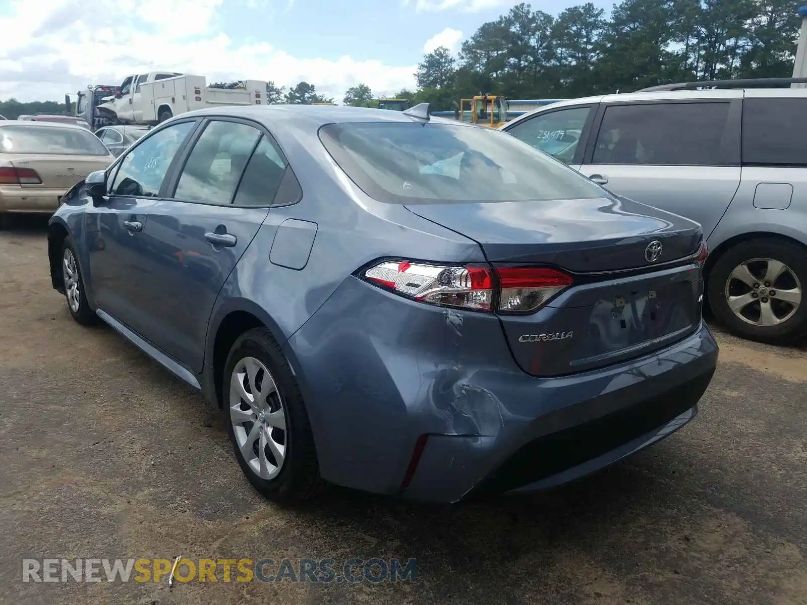 3 Photograph of a damaged car 5YFEPRAE4LP126887 TOYOTA COROLLA 2020