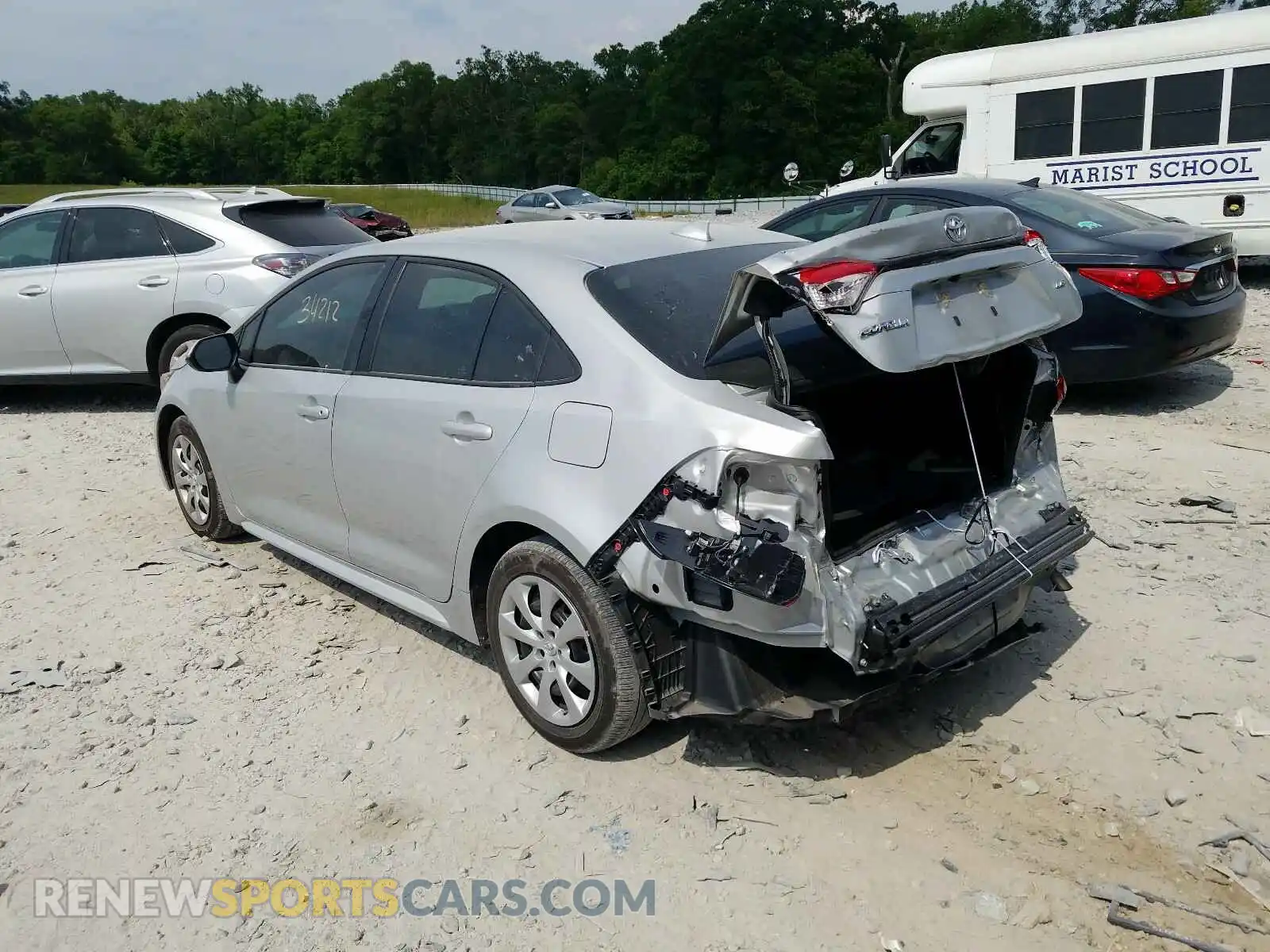 3 Photograph of a damaged car 5YFEPRAE4LP127585 TOYOTA COROLLA 2020