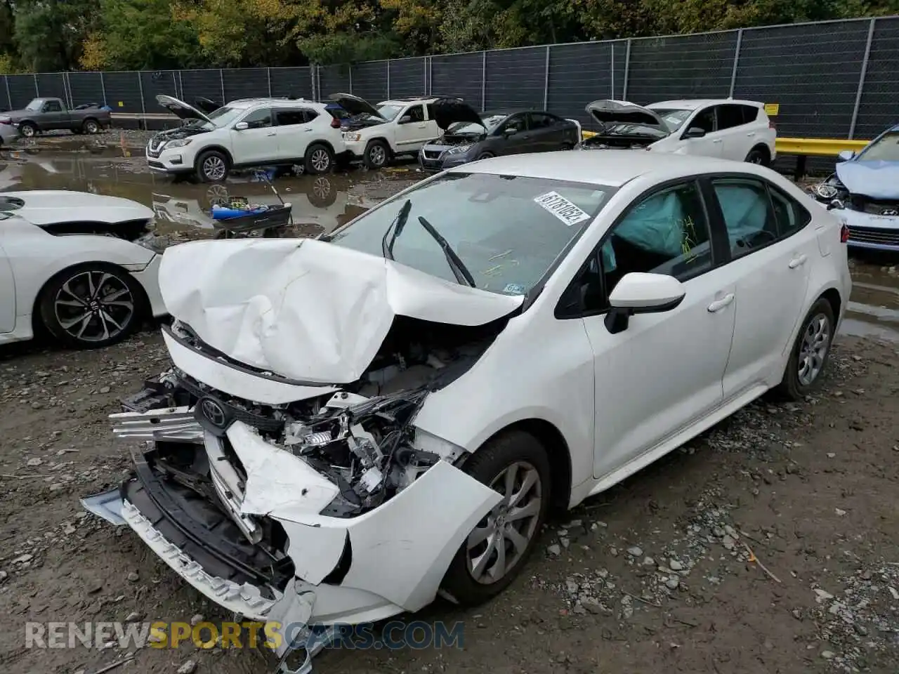2 Photograph of a damaged car 5YFEPRAE4LP132754 TOYOTA COROLLA 2020