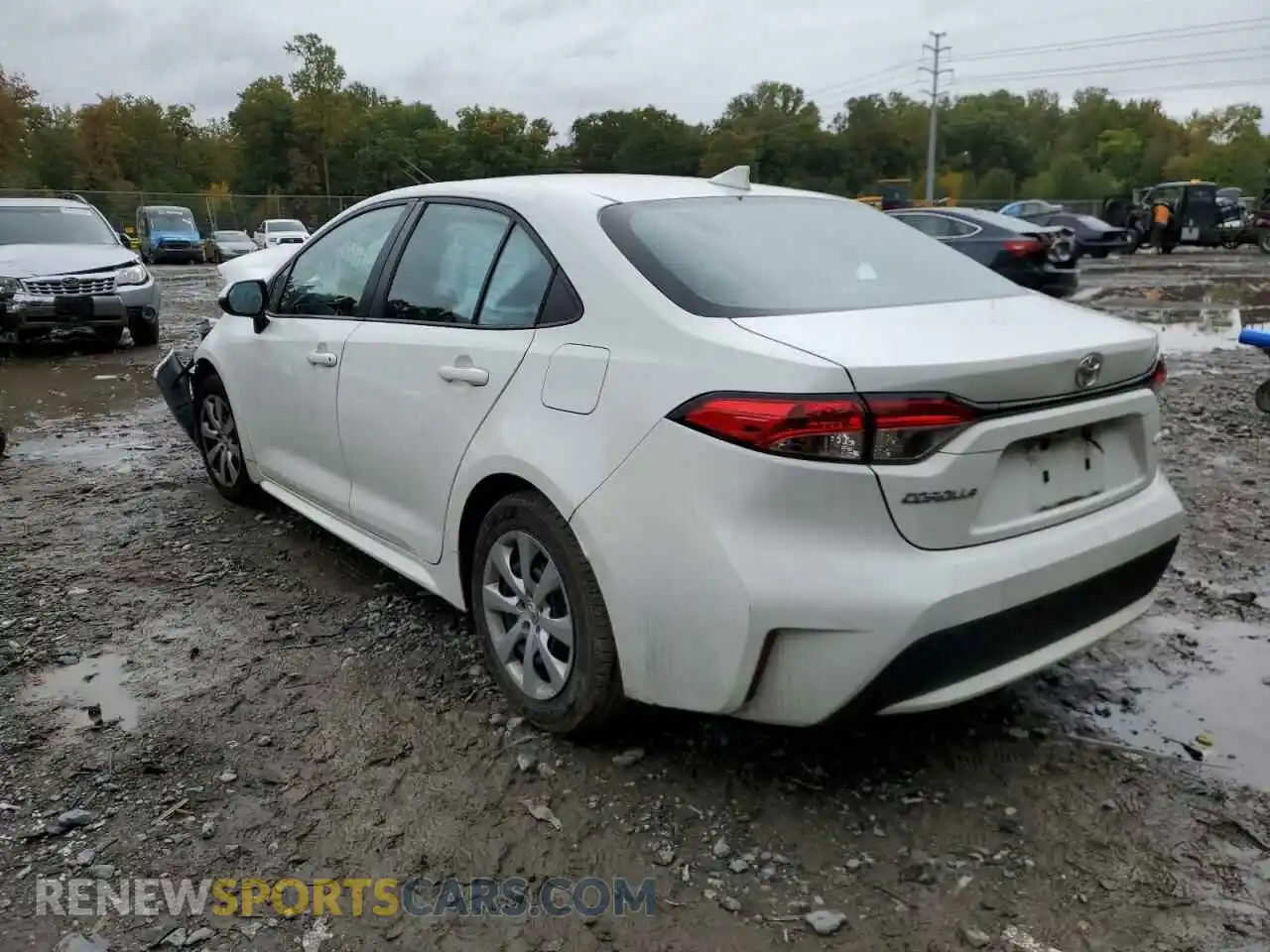 3 Photograph of a damaged car 5YFEPRAE4LP132754 TOYOTA COROLLA 2020