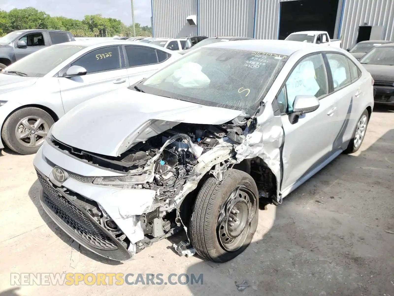 2 Photograph of a damaged car 5YFEPRAE4LP134617 TOYOTA COROLLA 2020