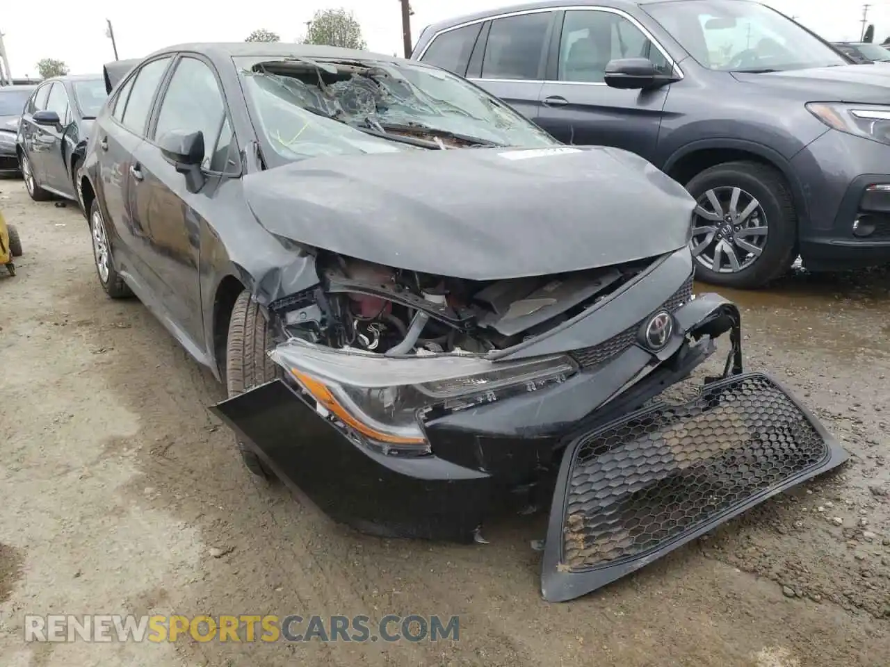 1 Photograph of a damaged car 5YFEPRAE4LP137677 TOYOTA COROLLA 2020