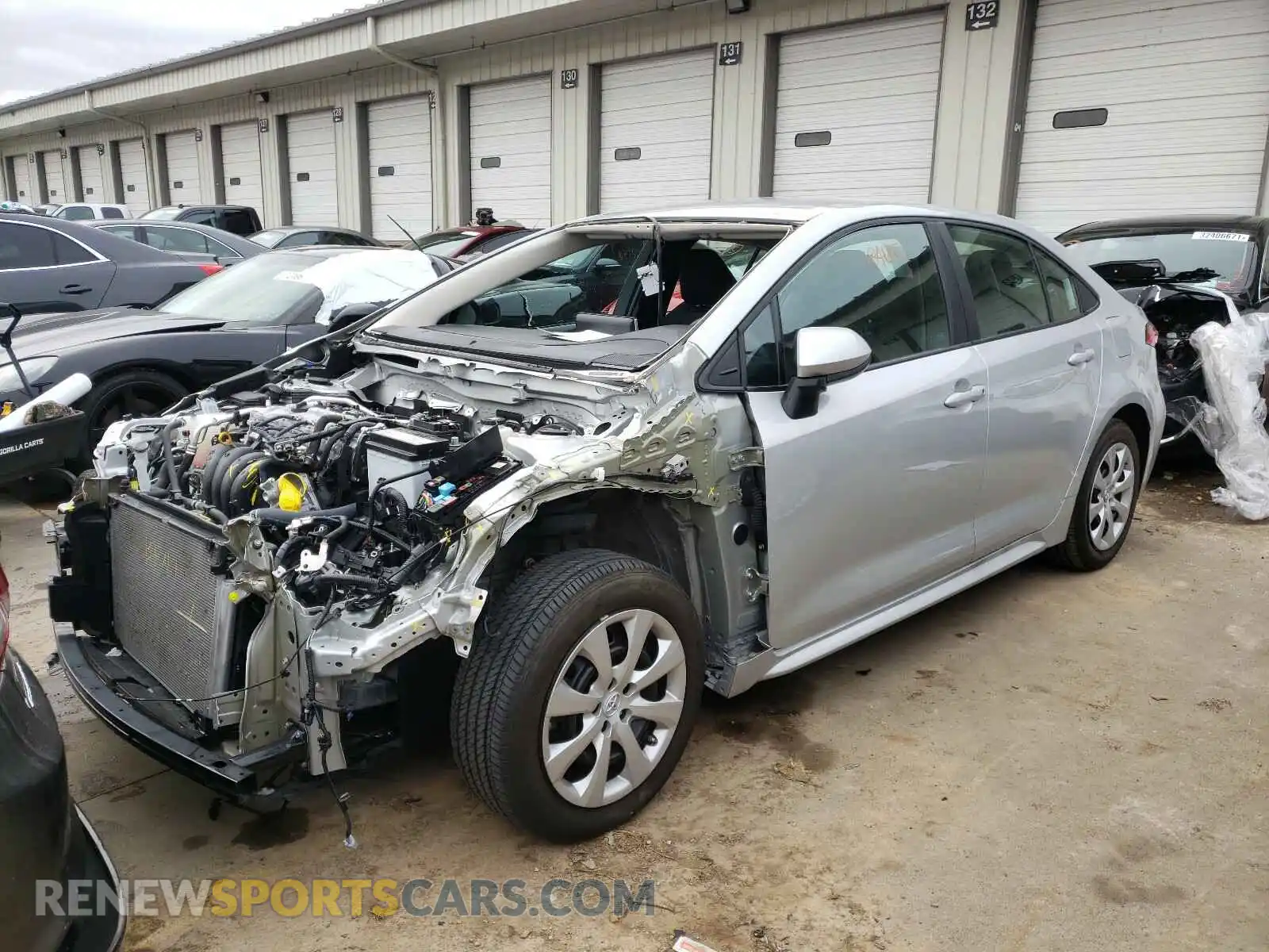 2 Photograph of a damaged car 5YFEPRAE5LP014065 TOYOTA COROLLA 2020
