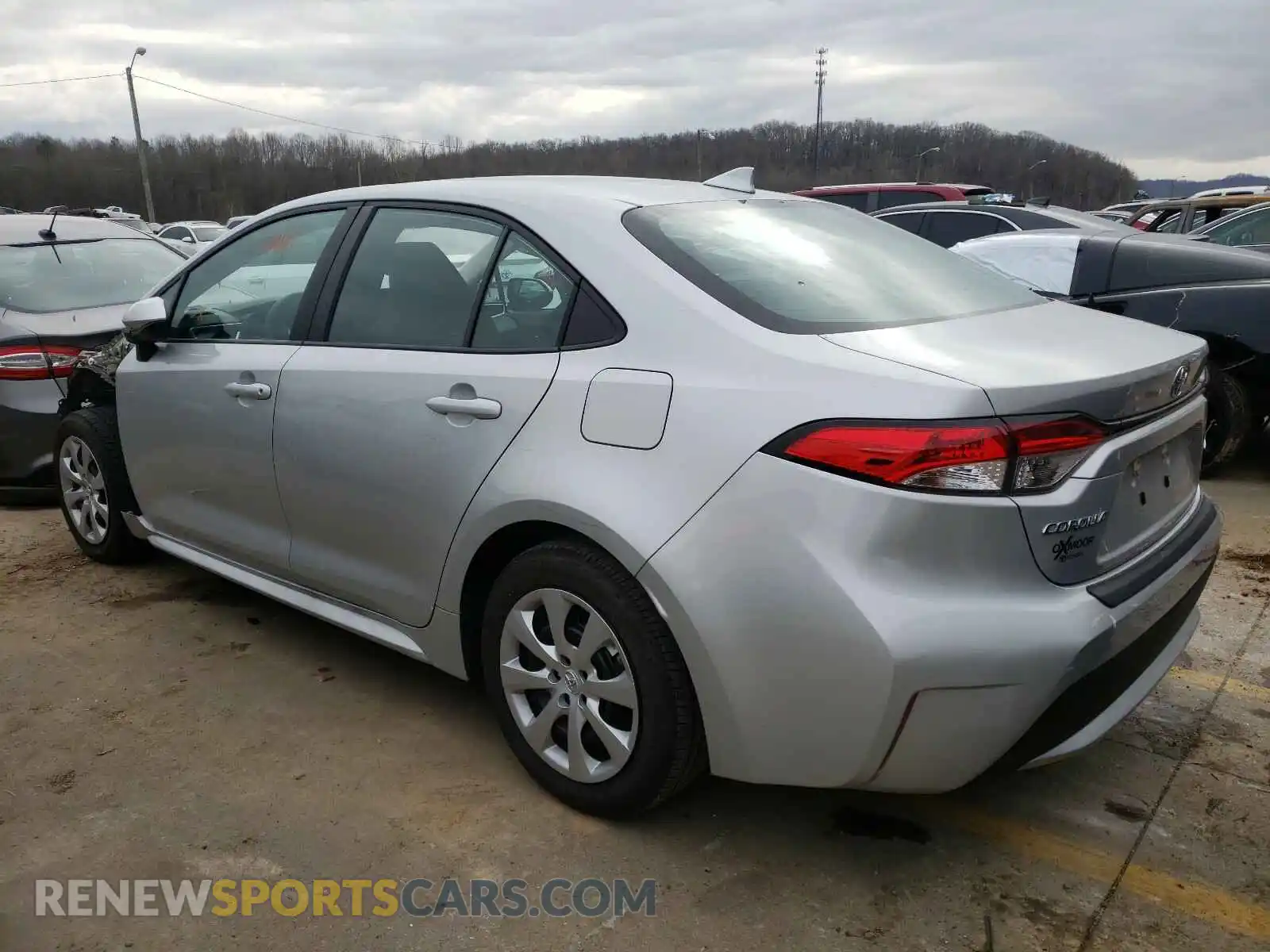 3 Photograph of a damaged car 5YFEPRAE5LP014065 TOYOTA COROLLA 2020