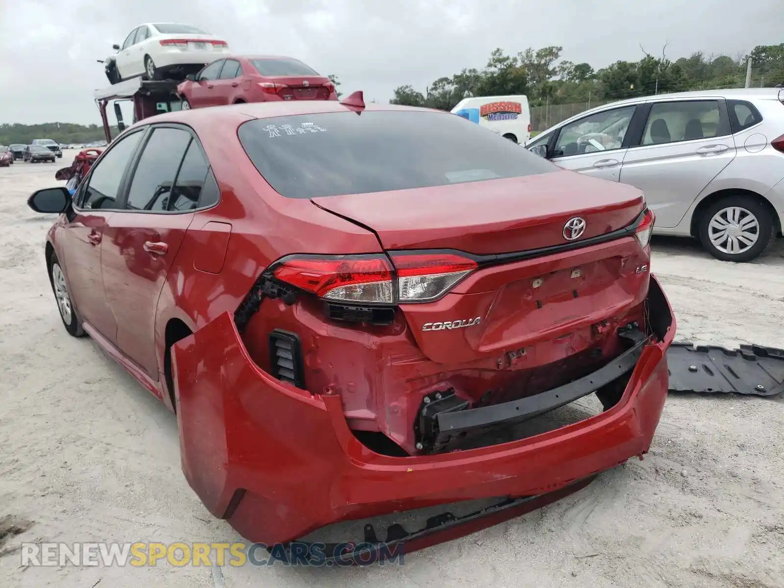 3 Photograph of a damaged car 5YFEPRAE5LP035644 TOYOTA COROLLA 2020