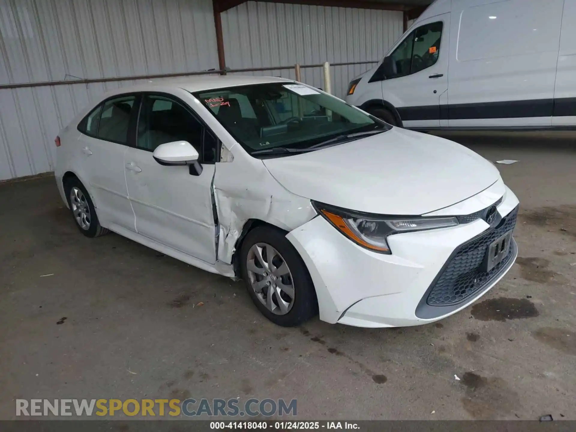 1 Photograph of a damaged car 5YFEPRAE5LP036650 TOYOTA COROLLA 2020