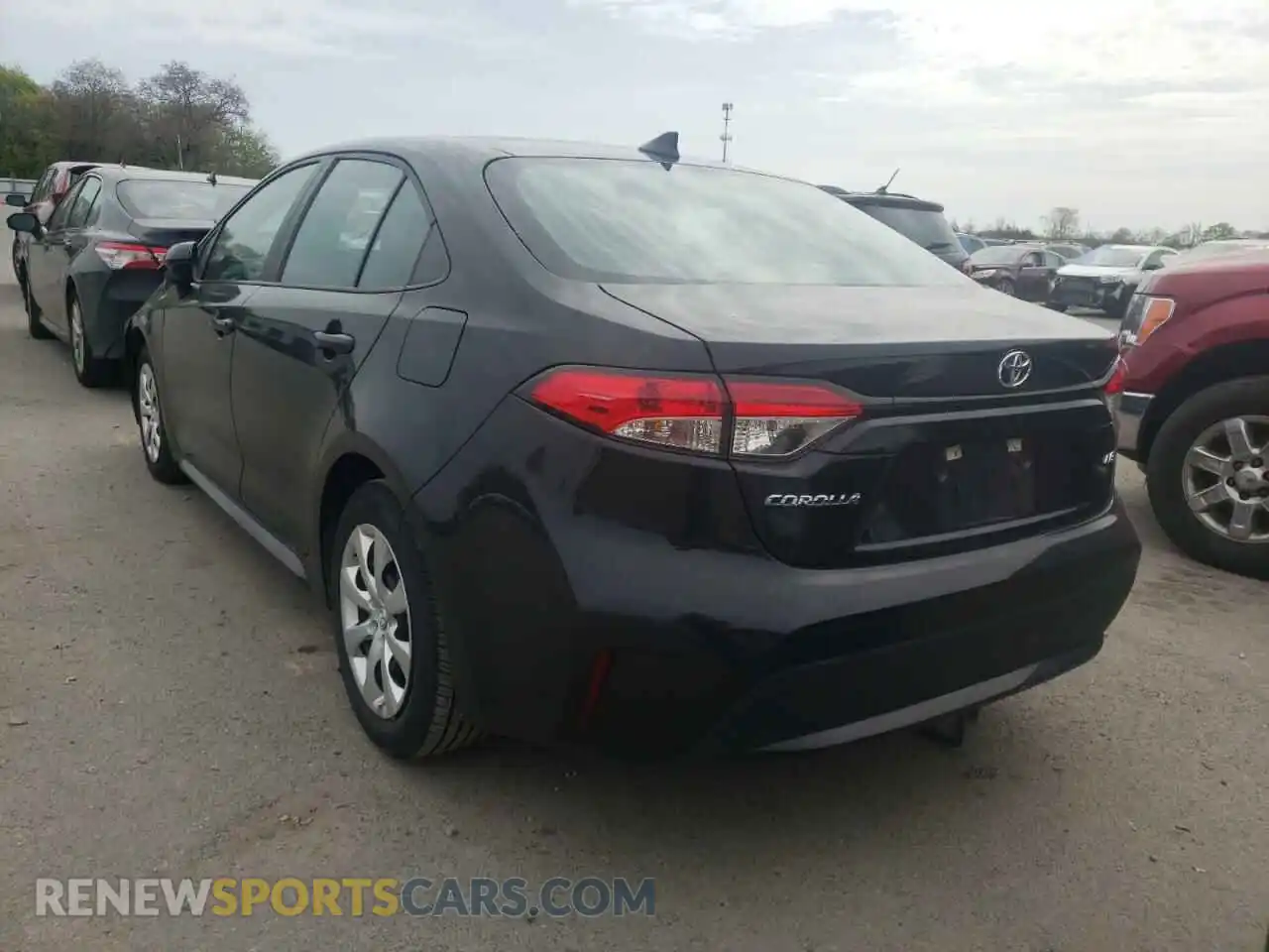 3 Photograph of a damaged car 5YFEPRAE5LP037412 TOYOTA COROLLA 2020
